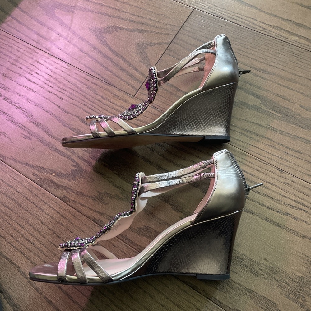 Vince‎ Camuto, embellised, Steel Metallic SNAKE - WEDGE Sandals 9M VC-BAYLE - Picture 7 of 10